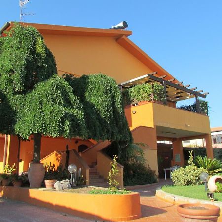 Casa Vacanze Villa Carmela Porto Torres Dış mekan fotoğraf