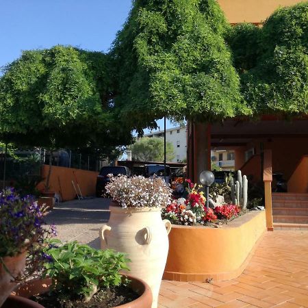 Casa Vacanze Villa Carmela Porto Torres Dış mekan fotoğraf