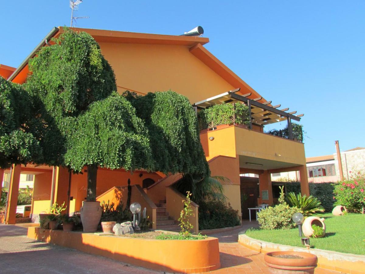 Casa Vacanze Villa Carmela Porto Torres Dış mekan fotoğraf
