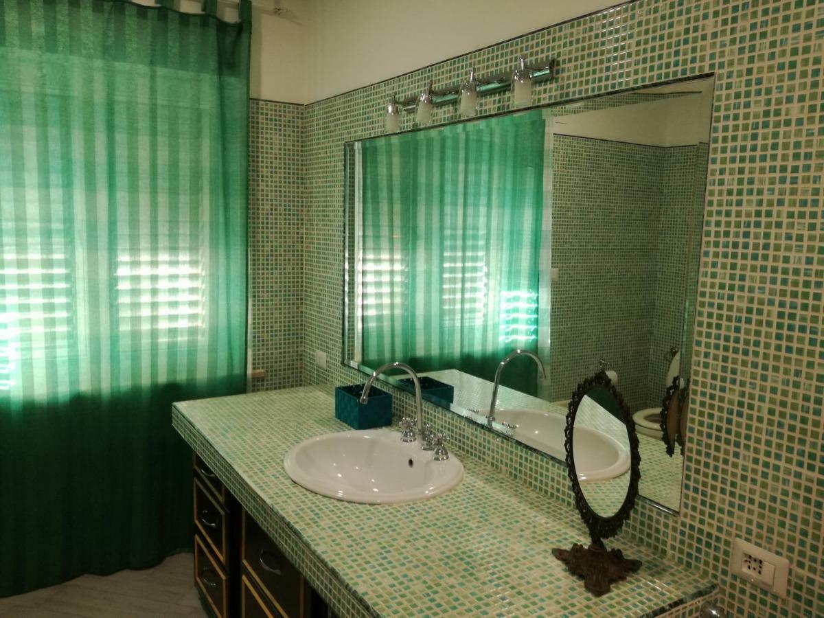 Casa Vacanze Villa Carmela Porto Torres Oda fotoğraf